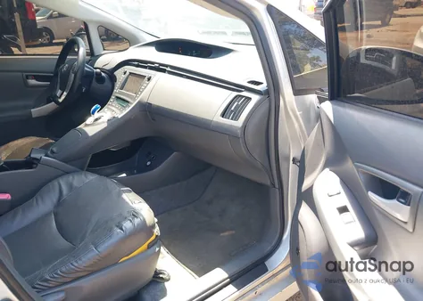 2010 Toyota Prius V from USA, damaged, VIN JTDKN3DU3A0047744